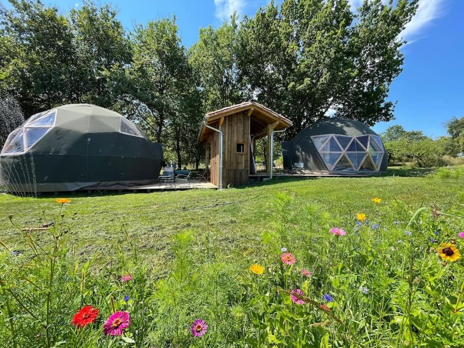 Dome Insolite Lichen Jacuzzi Et Petits-Dejeuners Inclus Gondrin Kültér fotó