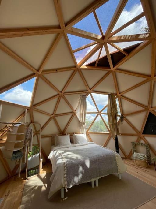 Dome Insolite Lichen Jacuzzi Et Petits-Dejeuners Inclus Gondrin Kültér fotó